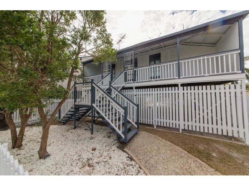 11 Arnold Street, Allenstown QLD 4700